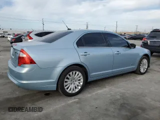 2010 Ford Fusion Hybrid z VIN 3FADP0L32AR211419, wystawiony jako Copart lot #50316755 z przebiegiem 72 651 mil mil oraz Szkoda całkowita • Salvage title. Historia ofert i sprzedaży dostępna na DreamBid. Obrazek 3.