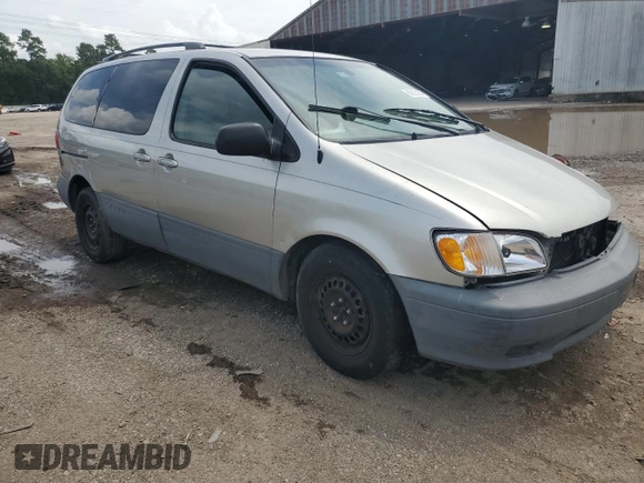 2003 Toyota Sienna CE with VIN 4T3ZF19C03U555684, listed as a Copart auction lot 60323904 with 204,368 mi miles and Salvage Title. Bid and sale history available at carsss.com. Image 4.