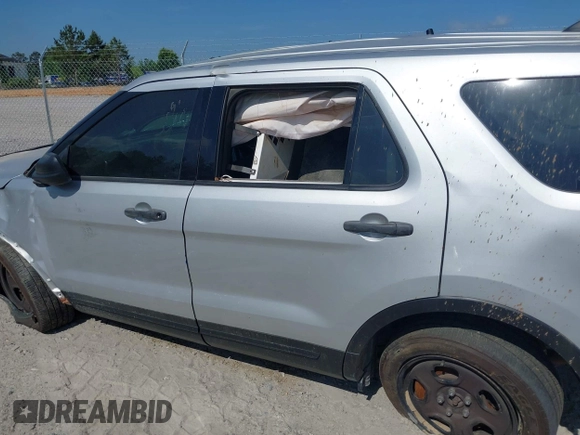 2018 Ford Police Interceptor Utility с VIN 1FM5K8AR6JGA32757, выставлен на аукционе IAAI как лот 42124791 с пробегом Не указан миль и . История ставок и продаж доступна на DreamBid. Изображение 18.