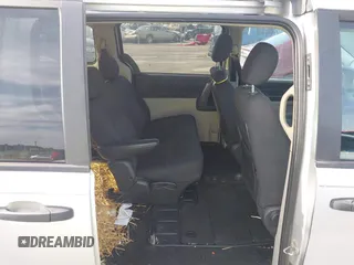 2008 Dodge Grand Caravan SE with VIN 1D8HN44H68B100343, listed as a IAAI auction lot 42126581 with 228,669 mi miles and . Bid and sale history available at DreamBid. Image 8.