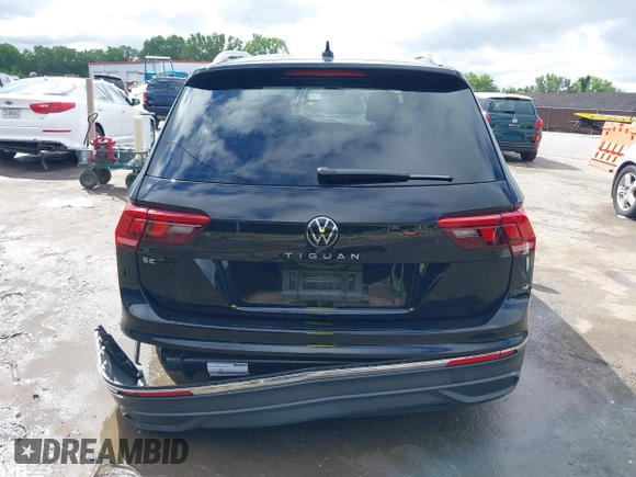 2023 Volkswagen Tiguan SE with VIN 3VV3B7AX4PM136264, listed as a IAAI auction lot 39724241 with 8,774 mi miles and . Bid and sale history available at DreamBid. Image 17.