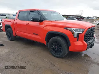 2024 Toyota Tundra Limited z VIN 5TFWA5DB4RX168552, wystawiony jako IAAI lot #41915669 z przebiegiem 24 622 mil mil oraz . Historia ofert i sprzedaży dostępna na DreamBid. Obrazek 1.