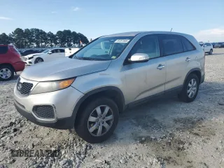 2013 Kia Sorento LX with VIN 5XYKT3A1XDG378951, listed as a Copart auction lot 64307695 with 269,545 mi miles and Clean title. Bid and sale history available at DreamBid. Image 1.