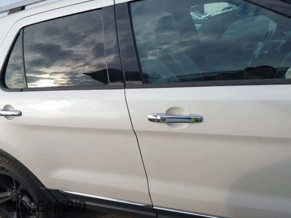 2013 Ford Explorer Limited z VIN 1FM5K7F99DGA43985, wystawiony jako IAAI lot #41522600 z przebiegiem 194 348 mil mil oraz . Historia ofert i sprzedaży dostępna na DreamBid. Obrazek 13.