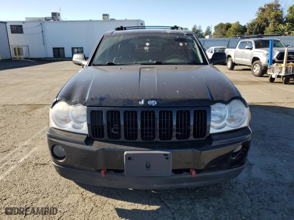 2007 Jeep Grand Cherokee Laredo with VIN 1J8HR48N57C557472, listed as a Copart auction lot 88547125 with 180,888 mi miles and Non Repairable. Bid and sale history available at carsss.com. Image 5.