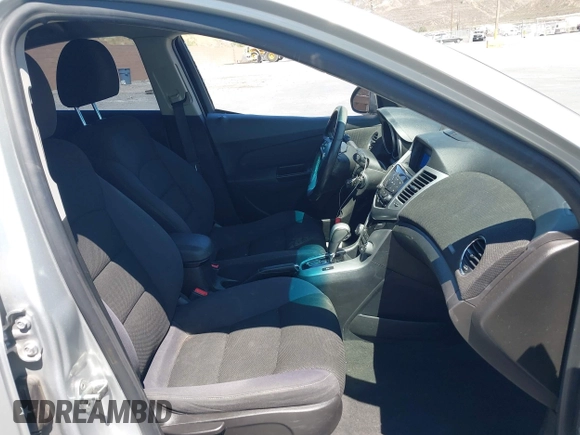 2014 Chevrolet Cruze 1LT with VIN 1G1PC5SB7E7421688, listed as a IAAI auction lot 42643186 with 158,994 mi miles and . Bid and sale history available at DreamBid. Image 5.