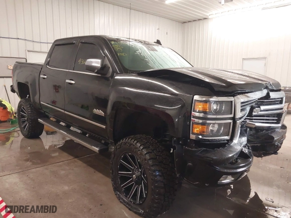 2015 Chevrolet Silverado 1500 High Country with VIN 3GCUKTEJXFG320011, listed as a IAAI auction lot 41366273 with 157,947 mi miles. Bid and sale history available at carsss.com. Image 1.