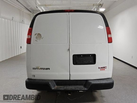 2018 GMC Savana Cargo Van with VIN 1GTW7BFG1J1340839, listed as a Copart auction lot 43284125 with 104,139 mi miles and Clean Title. Bid and sale history available at carsss.com. Image 6.