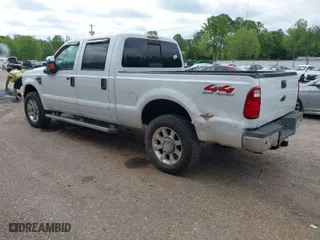 2009 Ford Super Duty F-250 SRW XL with VIN 1FTSW21R59EA73624, listed as a IAAI auction lot 42077112 with 250,715 mi miles. Bid and sale history available at carsss.com. Image 3.