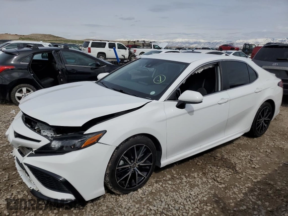 2021 Toyota Camry SE Nightshade with VIN 4T1G11AK1MU477175, listed as a Copart auction lot 50266855 with 72,528 mi miles and Salvage Title. Bid and sale history available at carsss.com. Image 1.