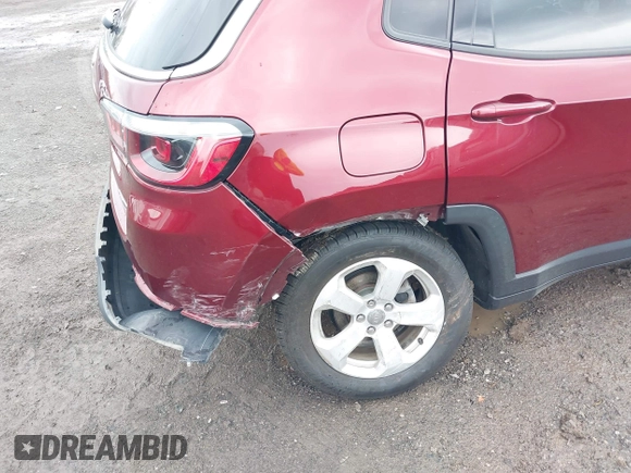 2021 Jeep Compass Latitude with VIN 3C4NJDBB8MT530329, listed as a IAAI auction lot 42094490 with 38,751 mi miles and . Bid and sale history available at DreamBid. Image 6.
