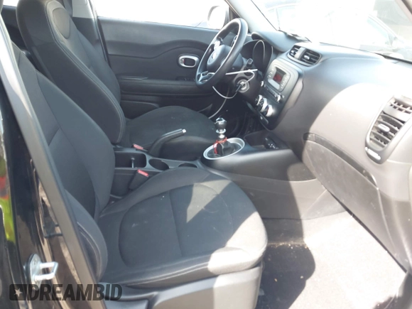 2014 Kia Soul with VIN KNDJN2A2XE7037945, listed as a IAAI auction lot 41777905 with 104,005 mi miles. Bid and sale history available at carsss.com. Image 5.