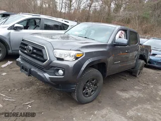 2020 Toyota Tacoma 4WD SR5 with VIN 5TFCZ5AN2LX231424, listed as a IAAI auction lot 41537128 with 37,236 mi miles. Bid and sale history available at carsss.com. Image 2.