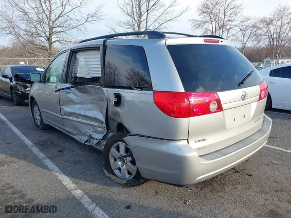 2009 Toyota Sienna CE with VIN 5TDZK23C99S240094, listed as a IAAI auction lot 41856808 with 92,234 mi miles. Bid and sale history available at carsss.com. Image 3.