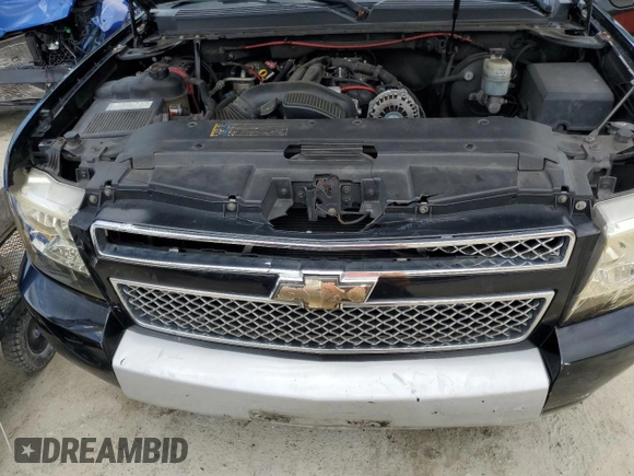 2008 Chevrolet Tahoe 3LT with VIN 1GNFK13098R130170, listed as a Copart auction lot 56369135 with 311,243 mi miles and Salvage title. Bid and sale history available at DreamBid. Image 12.
