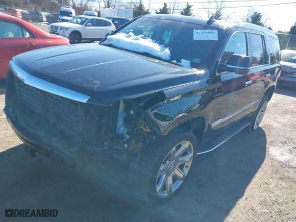 2019 Cadillac Escalade Premium Luxury with VIN 1GYS4CKJ0KR125240, listed as a IAAI auction lot 41568885 with 60,000 mi miles. Bid and sale history available at carsss.com. Image 17.