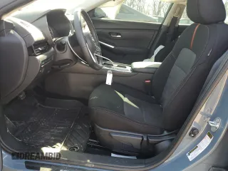 2024 Nissan Sentra SR z VIN 3N1AB8DV4RY254593, wystawiony jako Copart lot #48984625 z przebiegiem 17 020 mil mil oraz Szkoda całkowita • Salvage title. Historia ofert i sprzedaży dostępna na DreamBid. Obrazek 7.