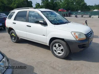 2006 Kia Sportage LX z VIN KNDJE724167185609, wystawiony jako IAAI lot #42203152 z przebiegiem 130 446 mil mil oraz . Historia ofert i sprzedaży dostępna na DreamBid. Obrazek 1.