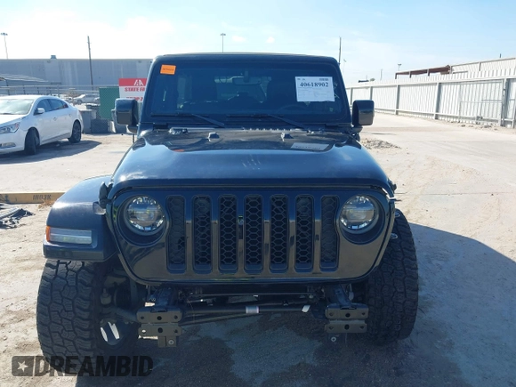 2021 Jeep Wrangler Unlimited Sahara with VIN 1C4JJXP68MW863992, listed as a IAAI auction lot 40618902 with 30,112 mi miles and . Bid and sale history available at DreamBid. Image 18.