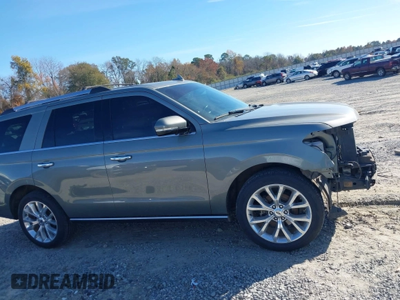 2019 Ford Expedition Limited with VIN 1FMJU1KT1KEA22256, listed as a IAAI auction lot 41092563 with 85,159 mi miles. Bid and sale history available at carsss.com. Image 14.