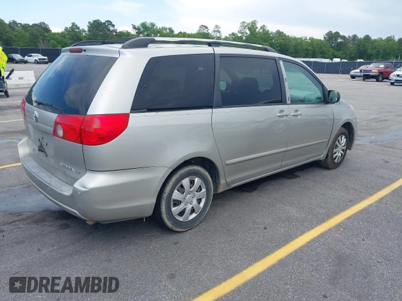 2007 Toyota Sienna CE with VIN 5TDZK23C57S022229, listed as a IAAI auction lot 42114684 with 252,985 mi miles. Bid and sale history available at carsss.com. Image 4.