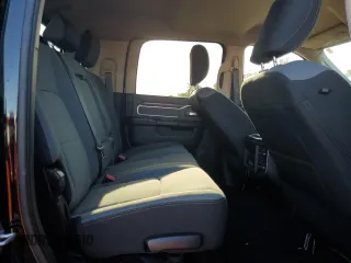 2019 Ram 2500 Lone Star z VIN 3C6UR5MLXKG661632, wystawiony jako Copart lot #84645504 z przebiegiem 36 673 mil mil oraz Nie do naprawy • Non repairable. Historia ofert i sprzedaży dostępna na DreamBid. Obrazek 10.