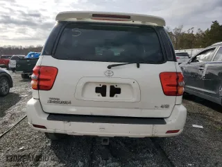 2002 Toyota Sequoia Limited with VIN 5TDZT38A52S064824, listed as a Copart auction lot 82301084 with 310,639 mi miles and Salvage Title. Bid and sale history available at carsss.com. Image 6.