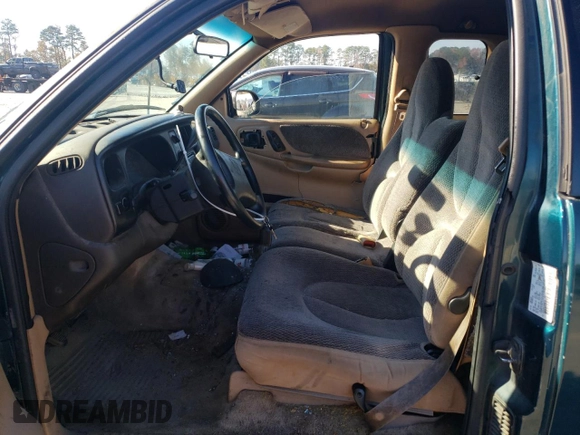 1997 Dodge Dakota with VIN 1B7GL23X1VS208118, listed as a Copart auction lot 82331964 with 330,880 mi miles and Salvage Title. Bid and sale history available at carsss.com. Image 7.