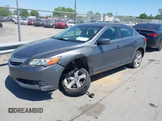 2013 Acura ILX Tech Pkg with VIN 19VDE1F7XDE007976, listed as a IAAI auction lot 42052098 with 119,494 mi miles. Bid and sale history available at carsss.com. Image 20.