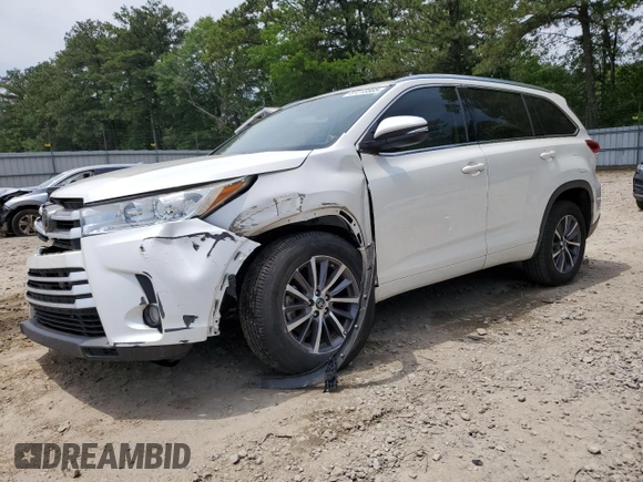 2018 Toyota Highlander SE z VIN 5TDKZRFHXJS539384, wystawiony jako Copart lot #57213565 z przebiegiem 111 375 mil mil oraz Szkoda całkowita • Salvage title. Historia ofert i sprzedaży dostępna na DreamBid. Obrazek 1.