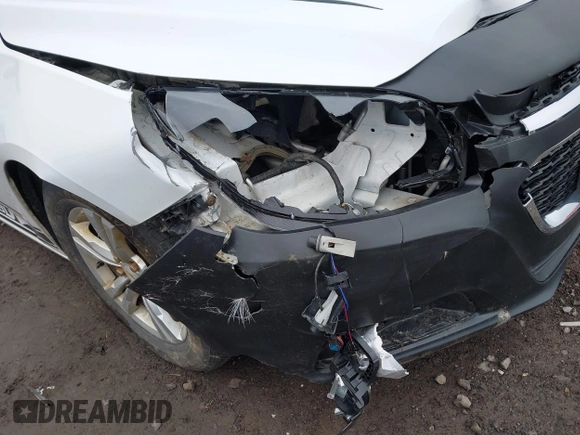 2015 Chevrolet Malibu LT with VIN 1G11C5SL5FF200516, listed as a IAAI auction lot 42048359 with 127,984 mi miles and . Bid and sale history available at DreamBid. Image 6.