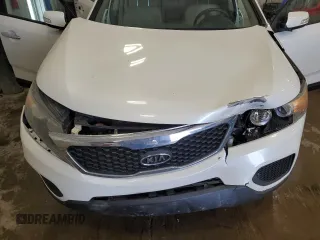 2012 Kia Sorento LX with VIN 5XYKT3A18CG233549, listed as a Copart auction lot 52532305 with 163,735 mi miles and Non Repairable. Bid and sale history available at DreamBid. Image 12.