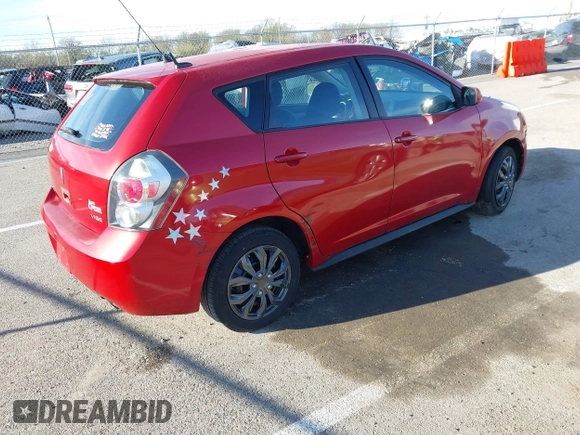 2010 Pontiac Vibe 1SA z VIN 5Y2SP6E87AZ413472, wystawiony jako IAAI lot #41869342 z przebiegiem 251 778 mil mil oraz . Historia ofert i sprzedaży dostępna na DreamBid. Obrazek 4.
