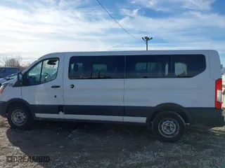 2017 Ford Transit Wagon XL with VIN 1FBZX2ZM3HKA98174, listed as a IAAI auction lot 41691833 with 190,226 mi miles. Bid and sale history available at carsss.com. Image 15.