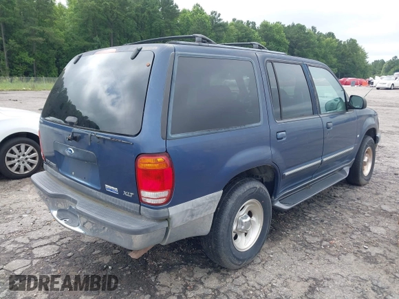 2000 Ford Explorer XLT with VIN 1FMZU83P6YZC14626, listed as a IAAI auction lot 42687279 with 242,003 mi miles and . Bid and sale history available at DreamBid. Image 4.