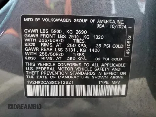 2025 Volkswagen Atlas SE with VIN 1V2HR2CA3SC512621, listed as a Copart auction lot 60779105 with 13,500 mi miles and Clean title. Bid and sale history available at DreamBid. Image 13.