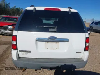 2007 Ford Explorer XLT with VIN 1FMEU63E27UA69436, listed as a IAAI auction lot 41777443 with 215,975 mi miles. Bid and sale history available at carsss.com. Image 17.