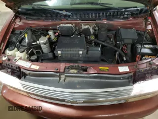 1998 Chevrolet Astro with VIN 1GNEL19W4WB154368, listed as a Copart auction lot 84910114 with 197,896 mi miles and Clean Title. Bid and sale history available at carsss.com. Image 12.