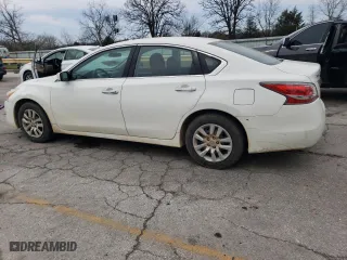 2015 Nissan Altima 2.5 S with VIN 1N4AL3AP0FC480238, listed as a Copart auction lot 49974005 with 251,485 mi miles and Salvage Title. Bid and sale history available at carsss.com. Image 2.