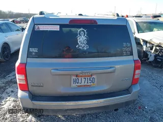 2016 Jeep Patriot Latitude with VIN 1C4NJRFB2GD647292, listed as a IAAI auction lot 41423443 with 88,905 mi miles and . Bid and sale history available at carsss.com. Image 15.