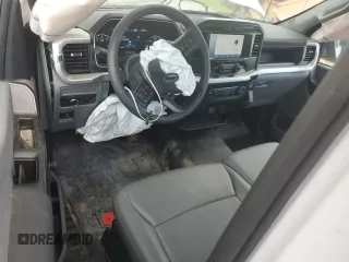 2022 Ford F-150 XL with VIN 1FTMF1CB1NKE65448, listed as a Copart auction lot 60610254 with 9,587 mi miles and Salvage Title. Bid and sale history available at carsss.com. Image 8.
