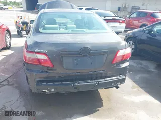 2007 Toyota Camry CE with VIN 4T4BE46K87R002626, listed as a IAAI auction lot 41909664 with 175,081 mi miles. Bid and sale history available at carsss.com. Image 6.