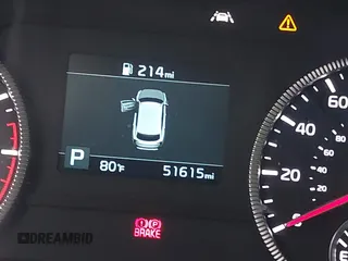 2022 Kia Telluride LX z VIN 5XYP2DHC5NG209265, wystawiony jako IAAI lot #42376957 z przebiegiem 51 615 mil mil oraz . Historia ofert i sprzedaży dostępna na DreamBid. Obrazek 7.
