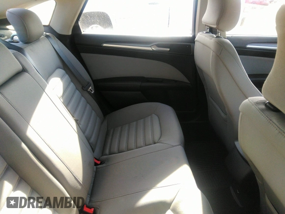 2015 Ford Fusion S Hybrid with VIN 3FA6P0UU6FR307898, listed as a IAAI auction lot 41717200 with 177,735 mi miles. Bid and sale history available at carsss.com. Image 8.