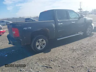 2012 Chevrolet Silverado 1500 LT with VIN 3GCPKSE73CG266901, listed as a IAAI auction lot 41427513 with 301,142 mi miles. Bid and sale history available at carsss.com. Image 4.