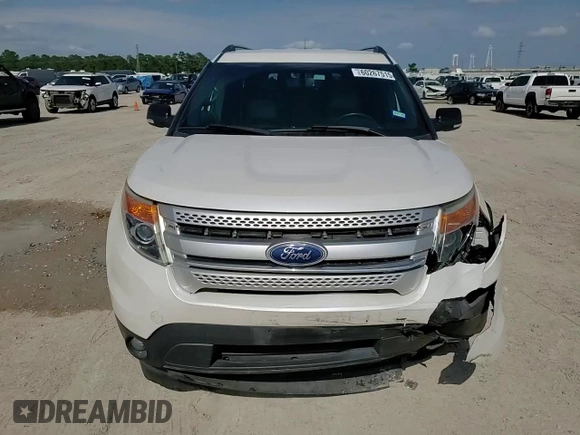 2014 Ford Explorer XLT с VIN 1FM5K7D88EGA59140, выставлен на аукционе Copart как лот 60267515 с пробегом 144 289 миль миль и Списание • Salvage title. История ставок и продаж доступна на DreamBid. Изображение 14.