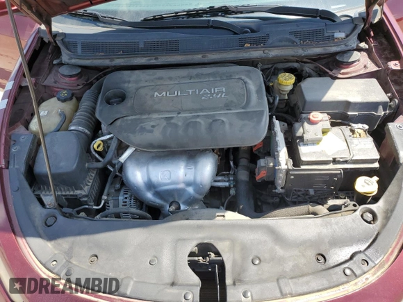2015 Dodge Dart SXT z VIN 1C3CDFBB7FD373898, wystawiony jako Copart lot #53122465 z przebiegiem 173 757 mil mil oraz Szkoda całkowita • Salvage title. Historia ofert i sprzedaży dostępna na DreamBid. Obrazek 11.