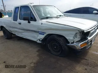 1994 Toyota Pickup with VIN JT4VN93D8R5040210, listed as a IAAI auction lot 42074313 with 175,515 mi miles and . Bid and sale history available at DreamBid. Image 6.