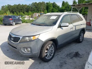 2011 Kia Sorento EX with VIN 5XYKU4A20BG070261, listed as a IAAI auction lot 42127079 with 1 mi miles. Bid and sale history available at carsss.com. Image 2.
