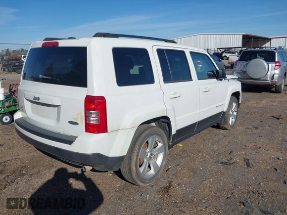 2015 Jeep Patriot Latitude with VIN 1C4NJPFB8FD220119, listed as a IAAI auction lot 41629305 with 90,753 mi miles and . Bid and sale history available at DreamBid. Image 4.